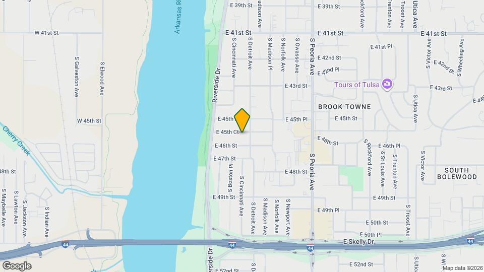 258 E 45th Ct Map and Location Details