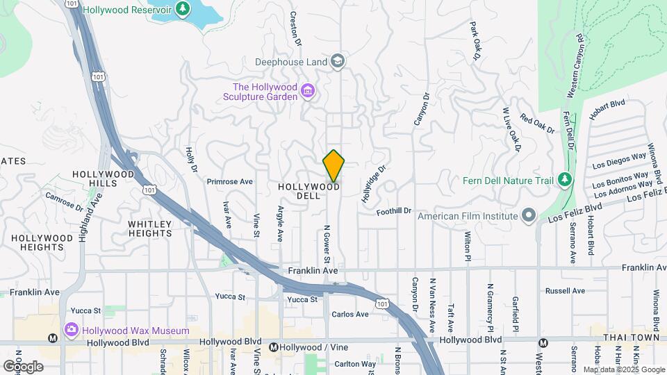 2135 Beachwood Dr Map and Location Details