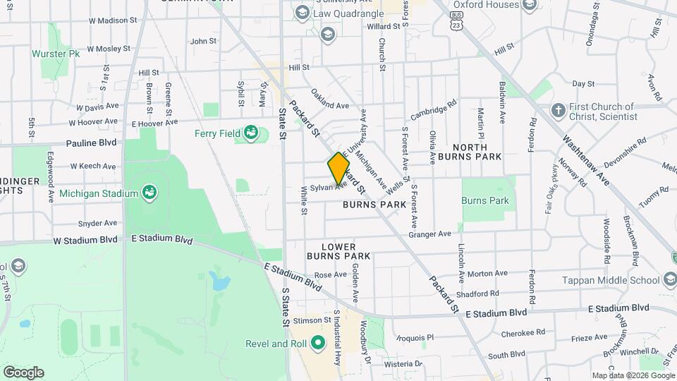 918 Sylvan Ave Map and Location Details