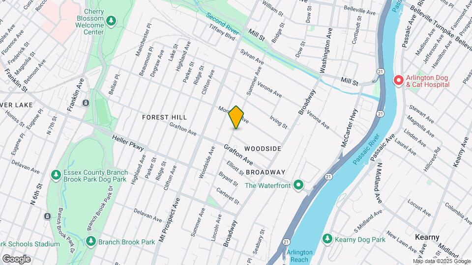 751 Summer Ave Map and Location Details