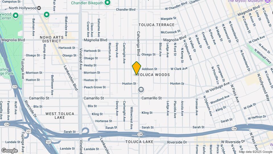 4925 Cahuenga Blvd Map and Location Details