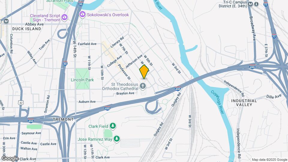 704 University Ct Mapa y Detalles de la Ubicación