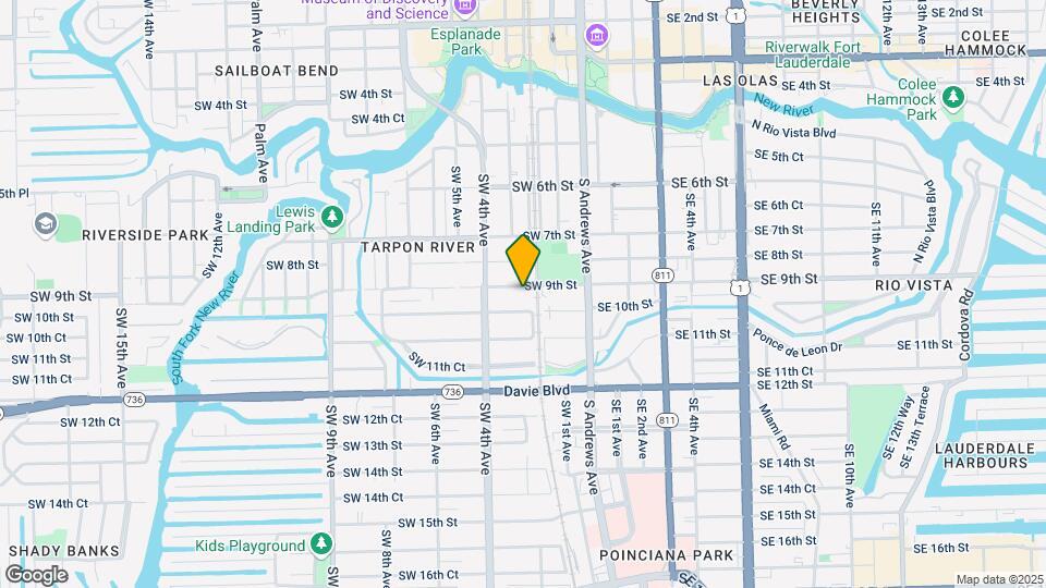 210 SW 9th St Map and Location Details