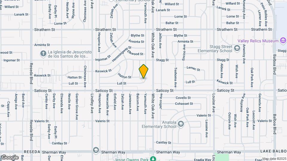 7633 Yarmouth Ave Map and Location Details
