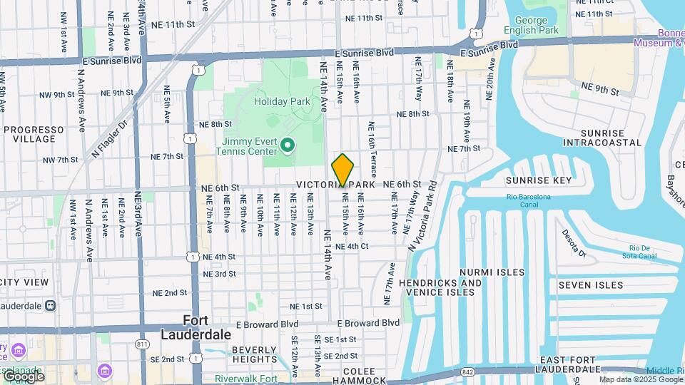 561 NE 15th Ave Map and Location Details