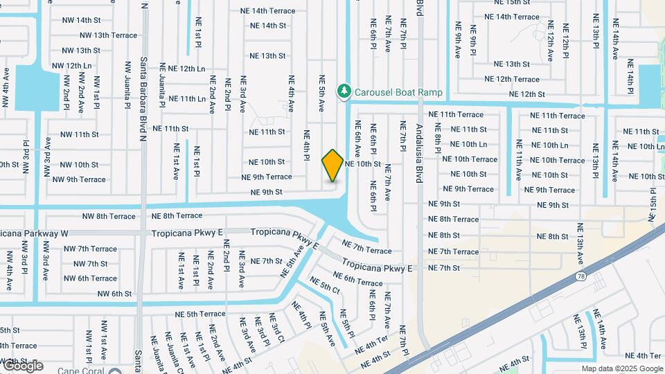 904 NE 5th Pl Map and Location Details