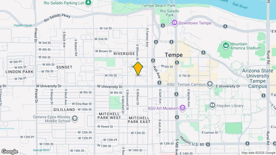 431 W 7th St Map and Location Details