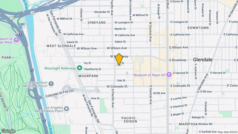 451 Hawthorne St Map and Location Details