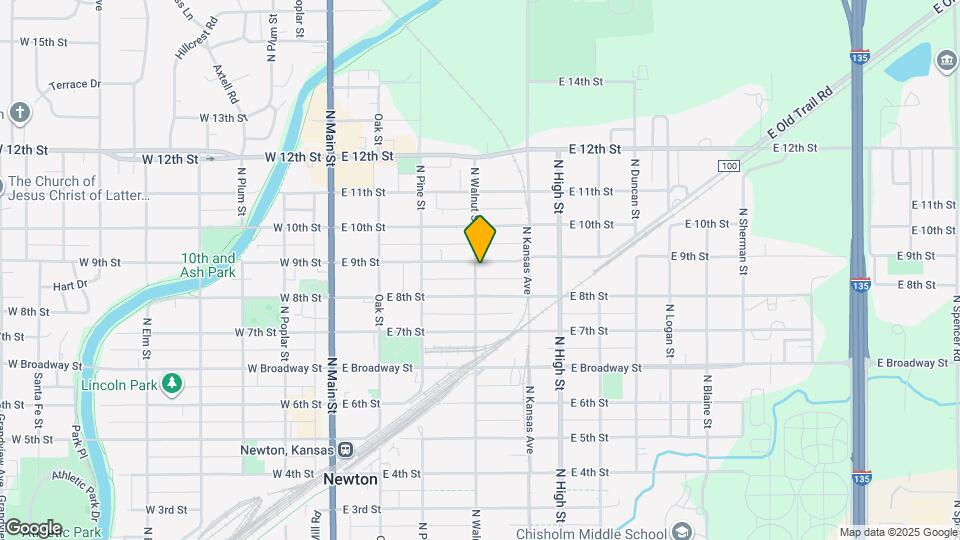 401 E 9th St Map and Location Details