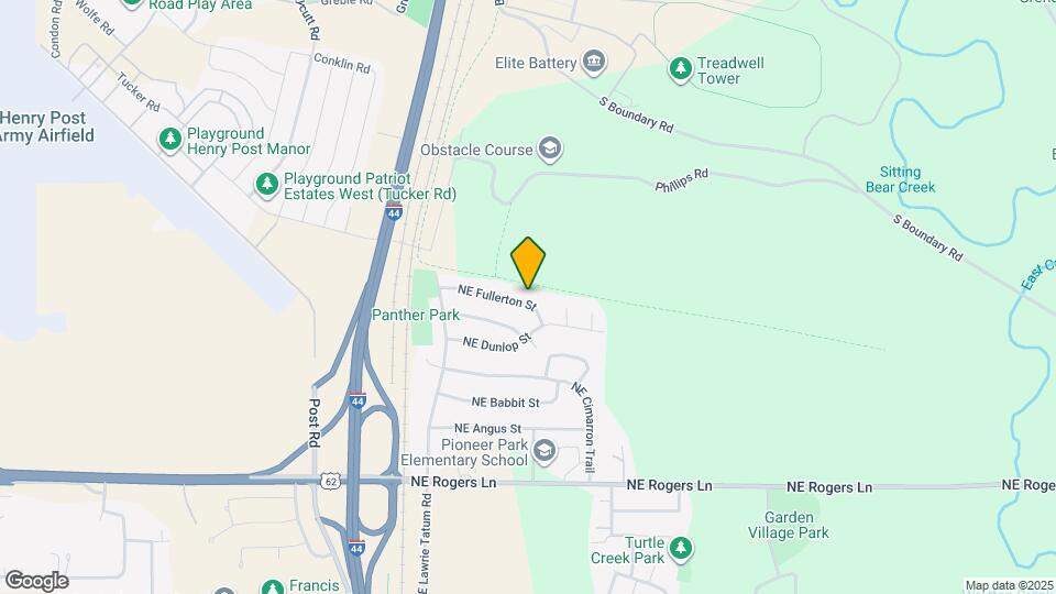 134 NE Fullerton St Map and Location Details