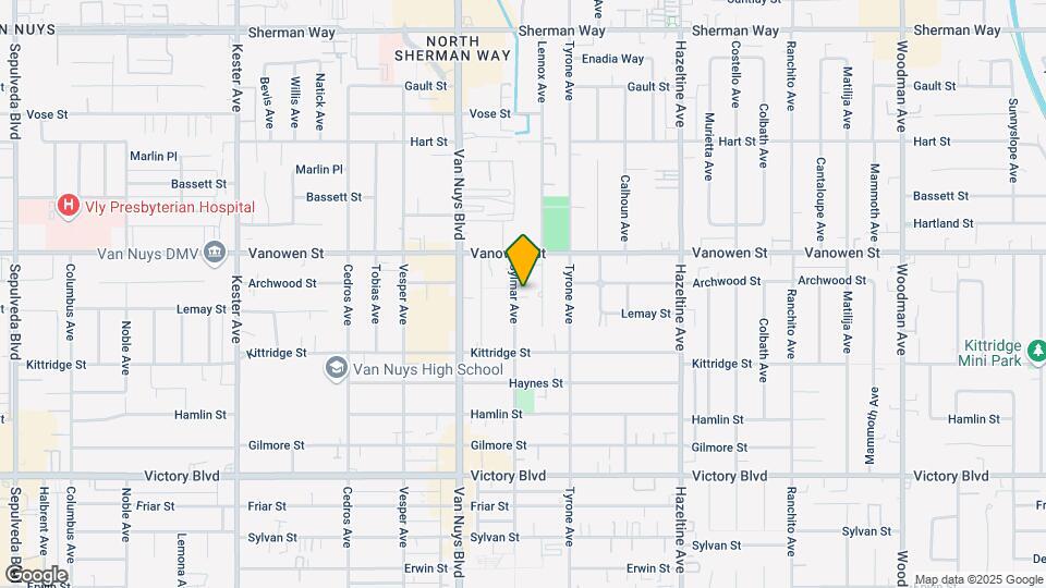 6716 Sylmar Ave Map and Location Details