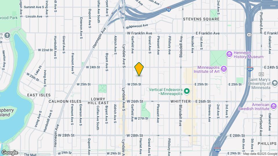 Uptown- Whittier Mapa y Detalles de la Ubicación