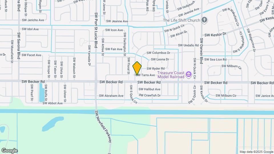 592 SW Tarra Ave Map and Location Details