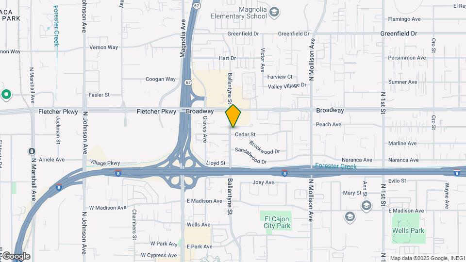 402 Cedar St Map and Location Details