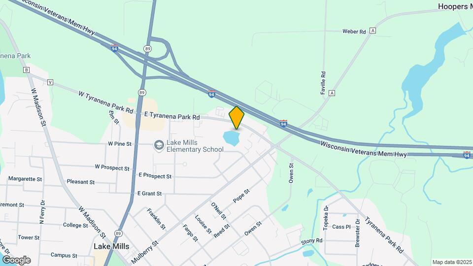 320 E Tyranena Park Rd, Unit 1 Map and Location Details