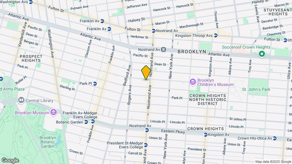 692 Saint Marks Ave Mapa y Detalles de la Ubicación