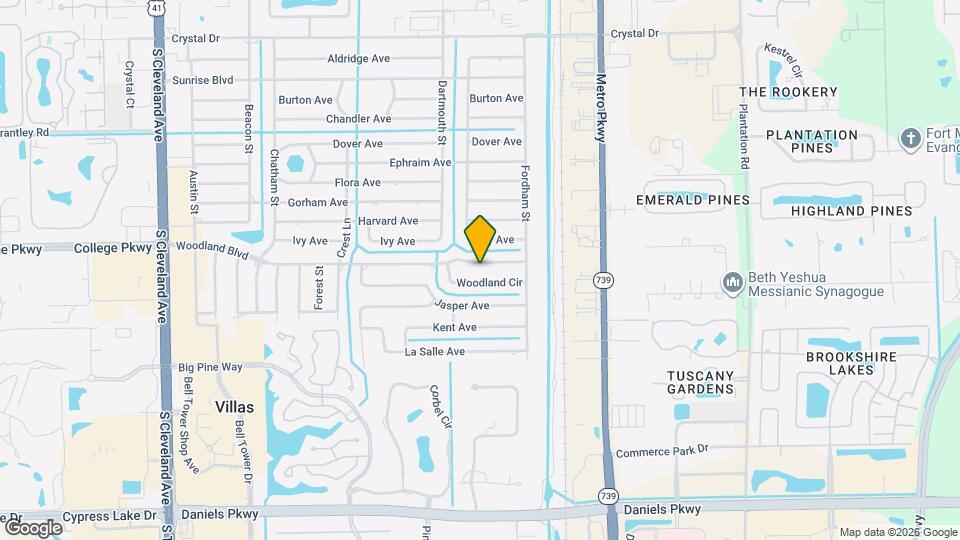 2426 Woodland Blvd Mapa y Detalles de la Ubicación