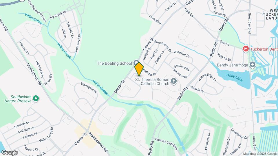 32 Pebble Beach Ln Map and Location Details