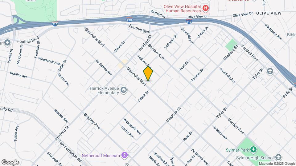 13416 Glenoaks Blvd Map and Location Details