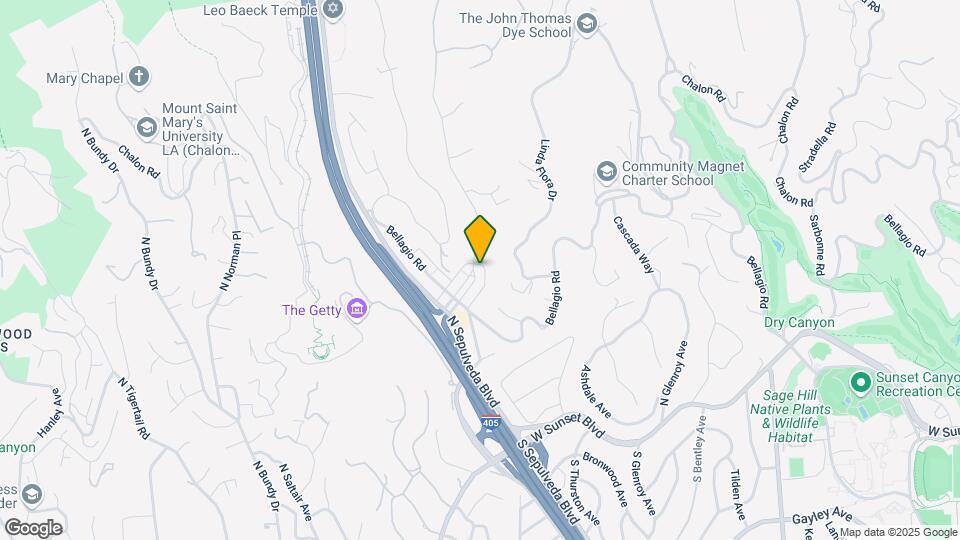 862 Moraga Dr Map and Location Details