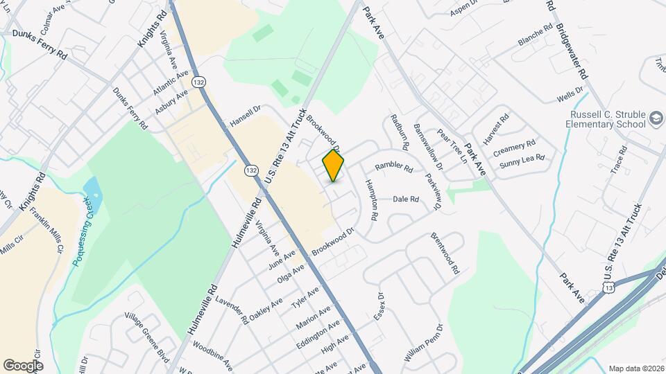 Village Square Mapa y Detalles de la Ubicación