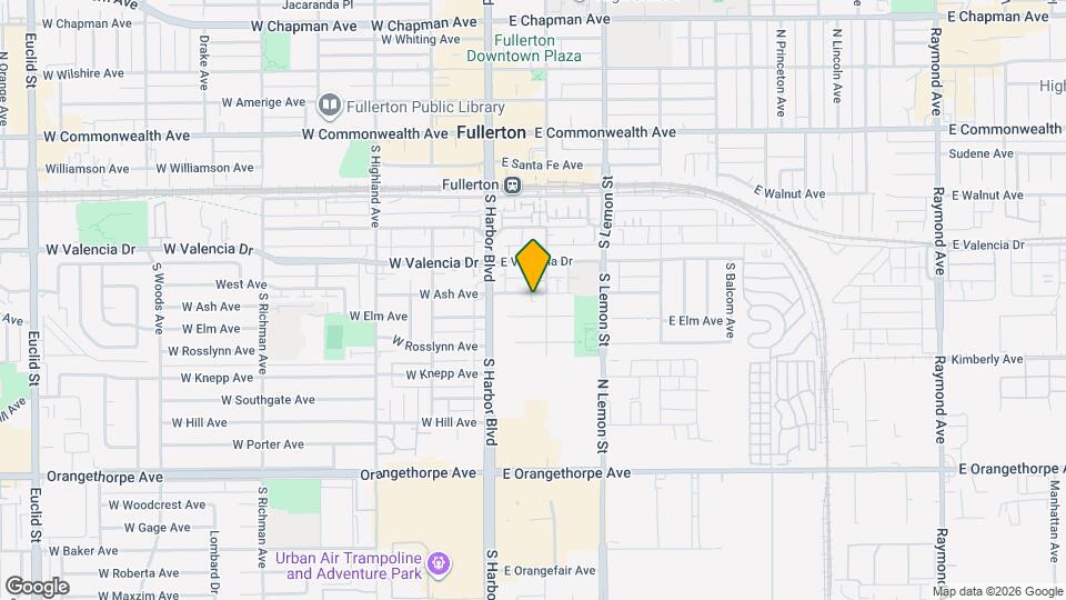 136 E Ash Ave Mapa y Detalles de la Ubicación
