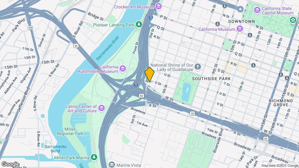 313-315 W St Mapa y Detalles de la Ubicación