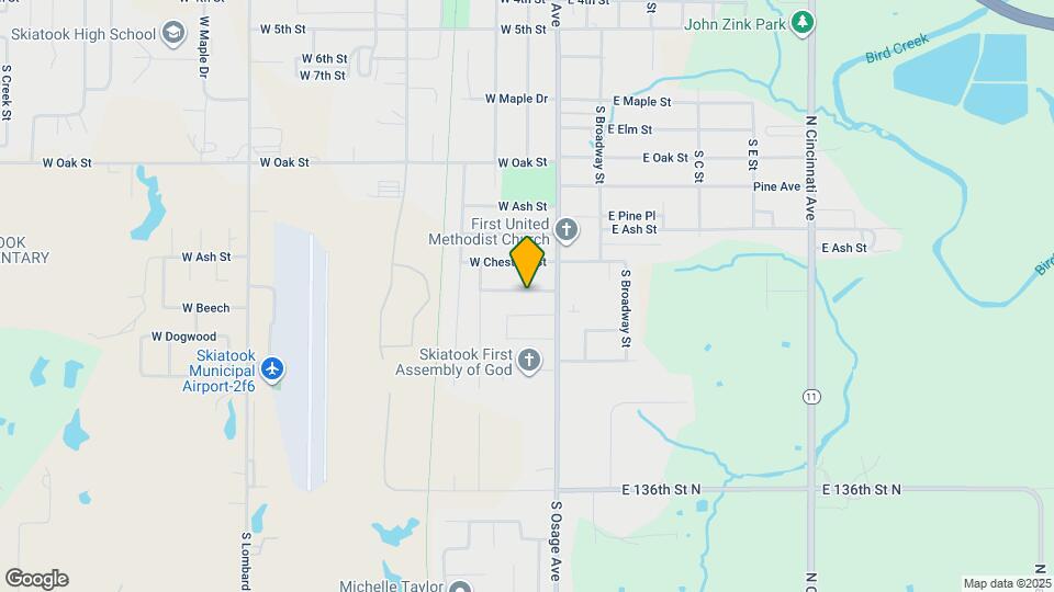 131 W Chestnut Pl Map and Location Details