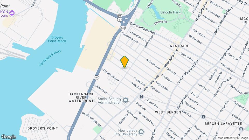 100 Clarke Ave, Unit 100 Mapa y Detalles de la Ubicación