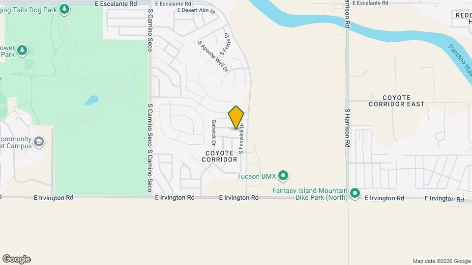 9050 E Glenmont Dr Mapa y Detalles de la Ubicación