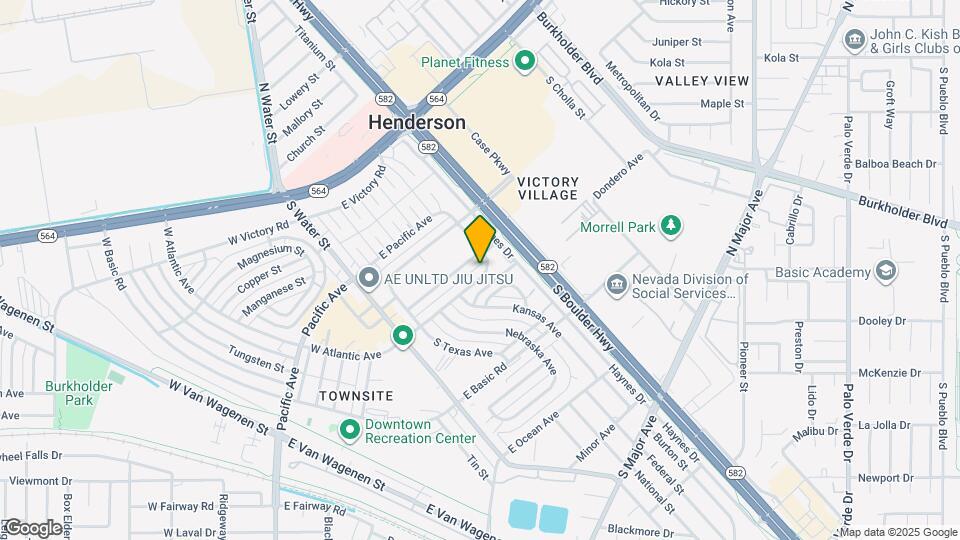 62 E Atlantic Ave Map and Location Details