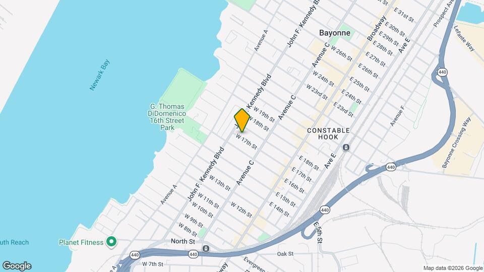 93 W 17th St Mapa y Detalles de la Ubicación