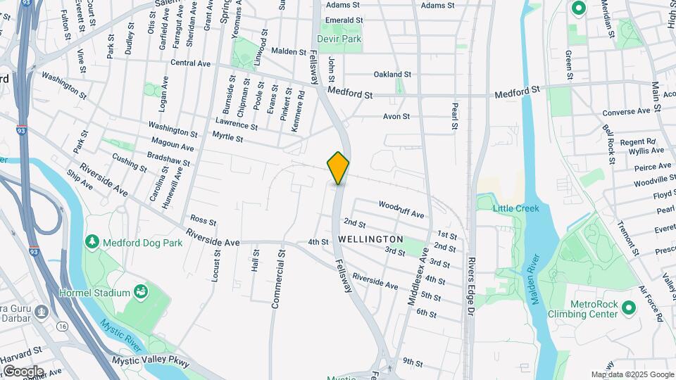 896 Fellsway, Unit 3 Map and Location Details