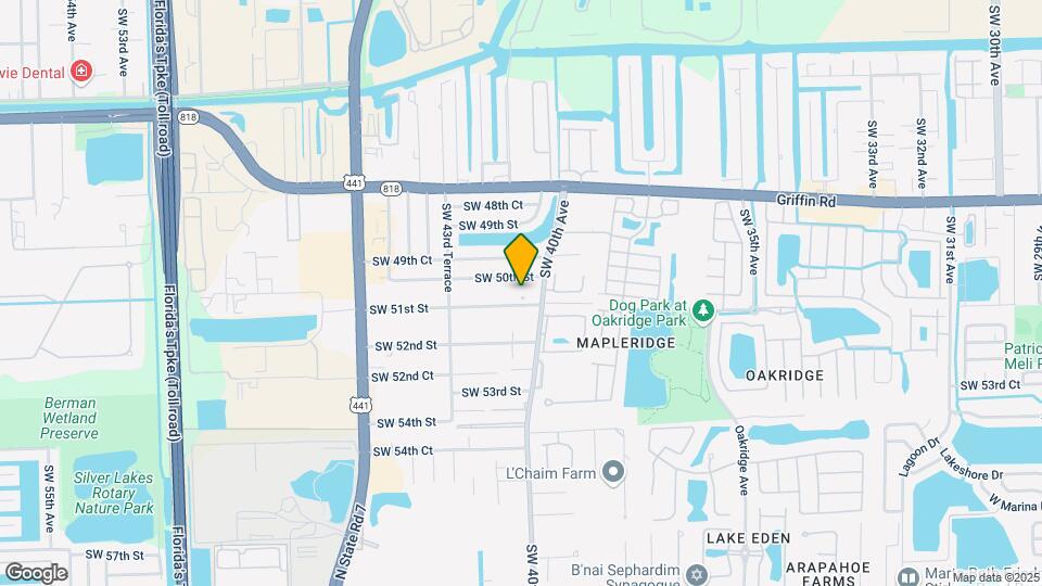 4063-4065 SW 51st St Mapa y Detalles de la Ubicación