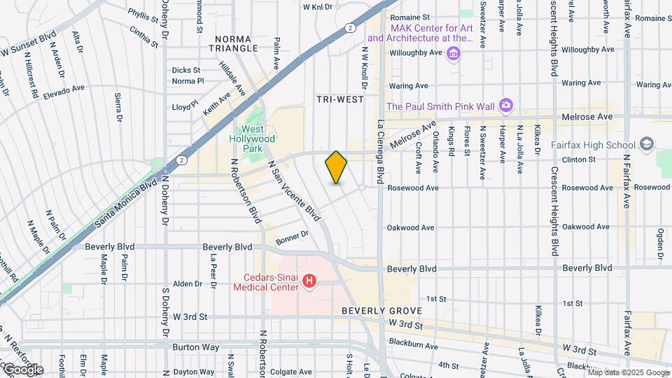 521 Westbourne Dr Map and Location Details