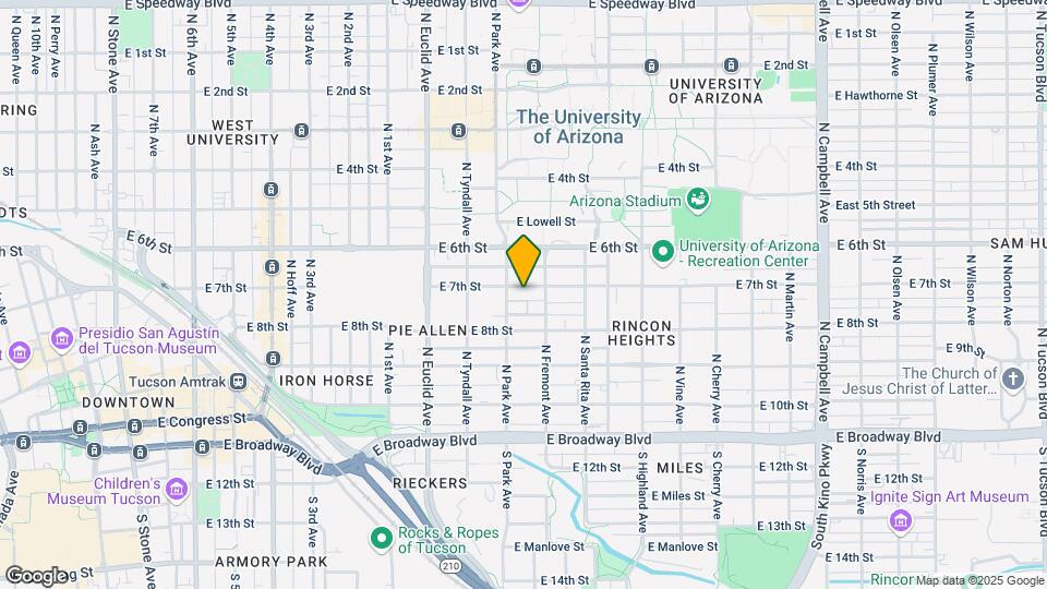 1024 E 7th St Map and Location Details