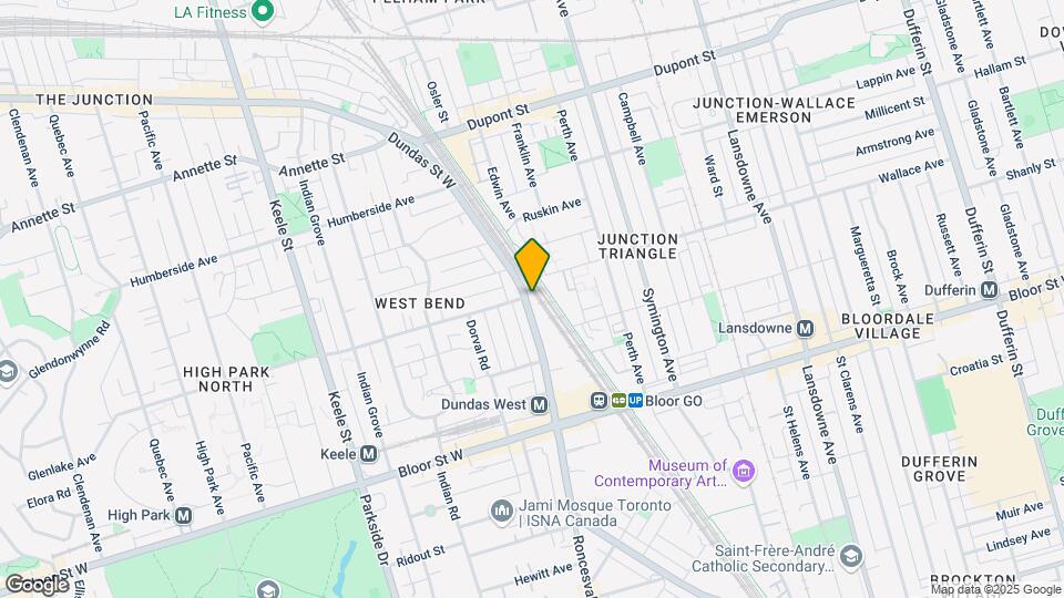 2480 Dundas St W Map and Location Details