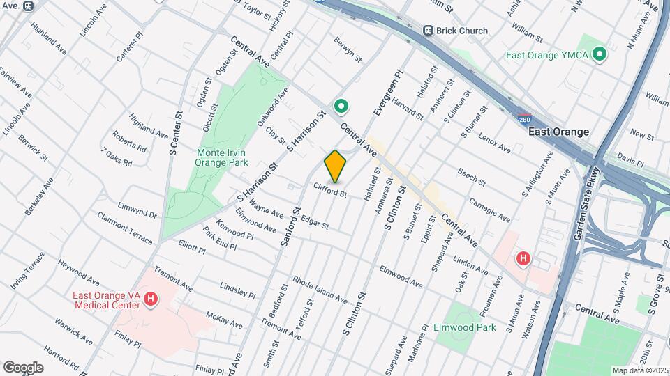 44 Clifford St Map and Location Details