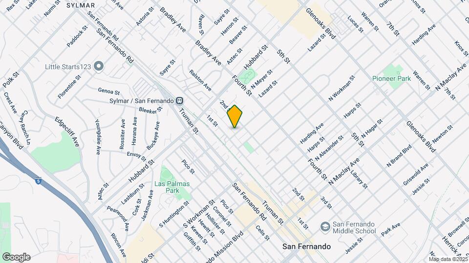 123 Orange Grove Ave Map and Location Details