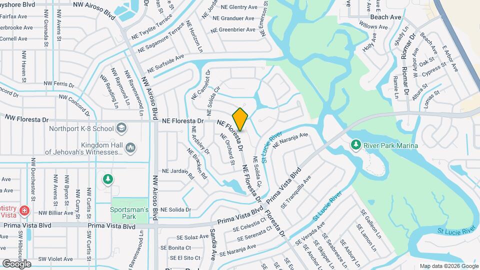 305 NE Floresta Dr Mapa y Detalles de la Ubicación
