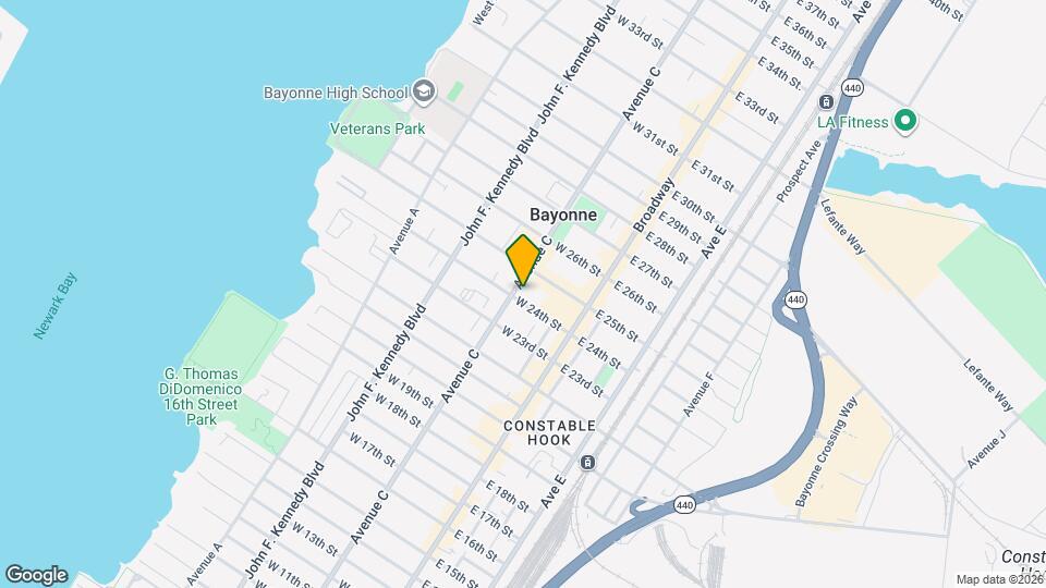 548 Avenue C Mapa y Detalles de la Ubicación