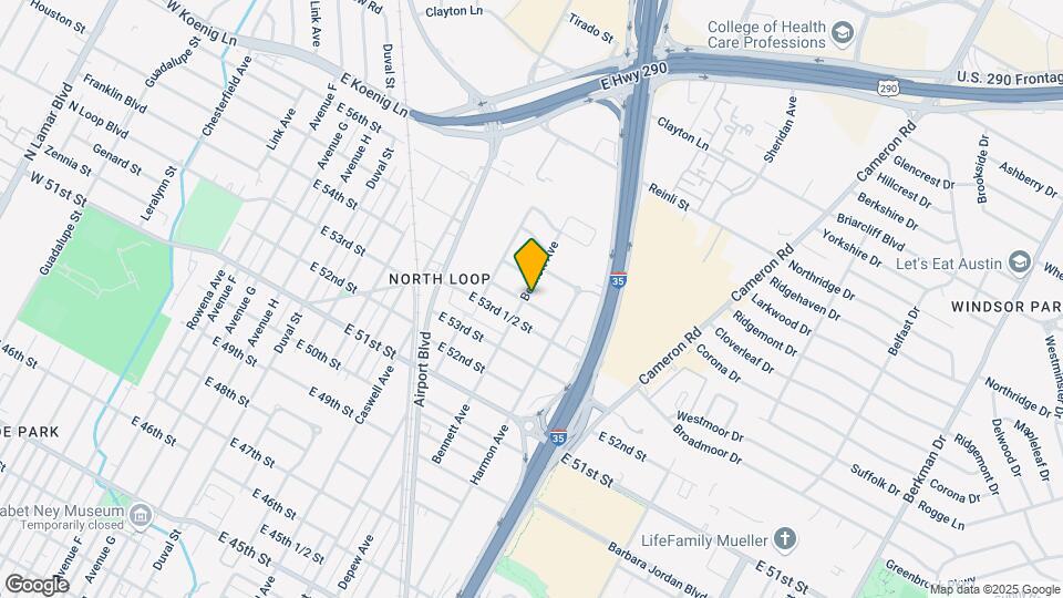 926 E 54th St Map and Location Details