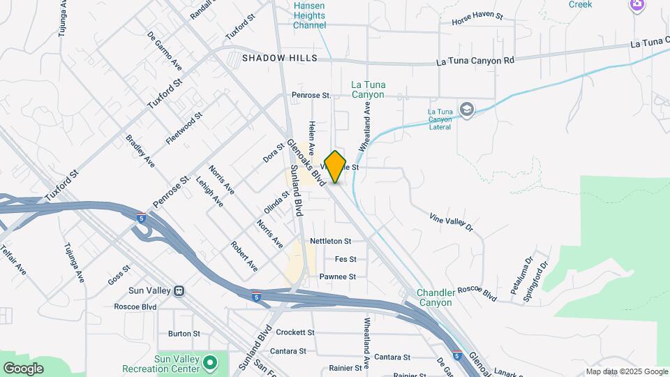 8700 Glenoaks Blvd Map and Location Details