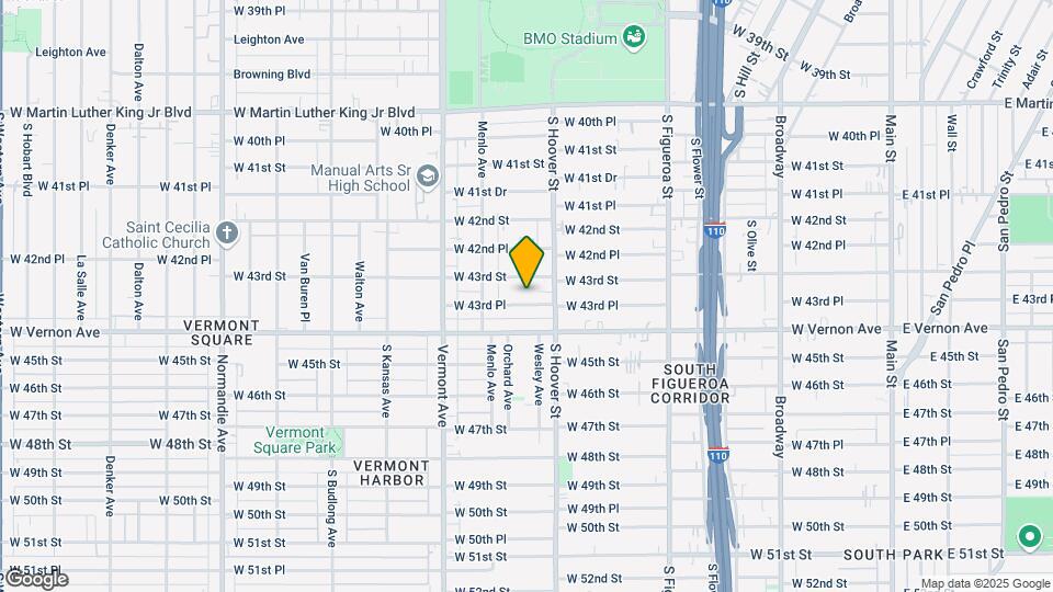 825-827 W 43rd St Map and Location Details