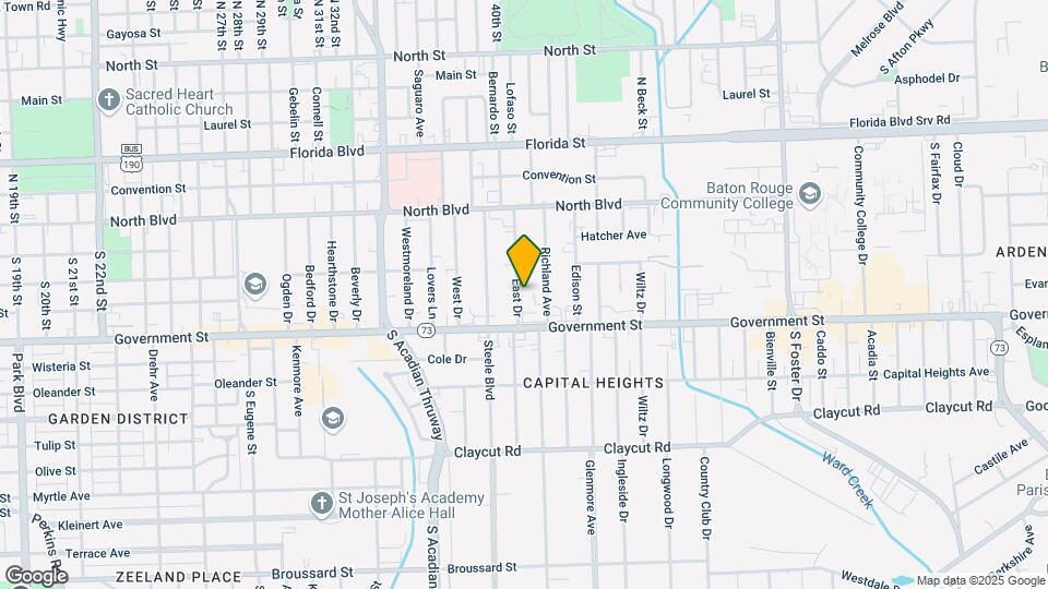 411 East Dr Map and Location Details