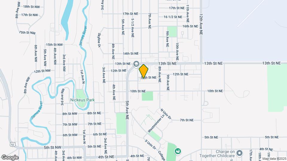 610 11th Ave NE Mapa y Detalles de la Ubicación