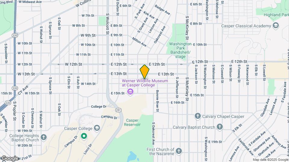 534 E 14th St Map and Location Details