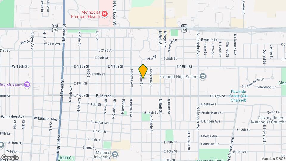 904 E 17th St Map and Location Details