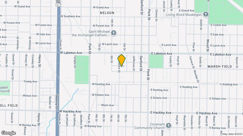 1900 Commerce St Map and Location Details