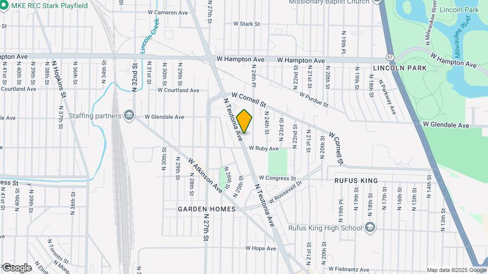 4522 N Teutonia Ave Map and Location Details